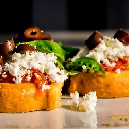 Calma & Hotel Kastoria