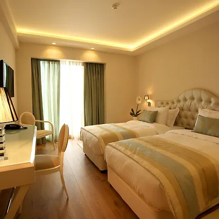 Calma & Hotel 4*