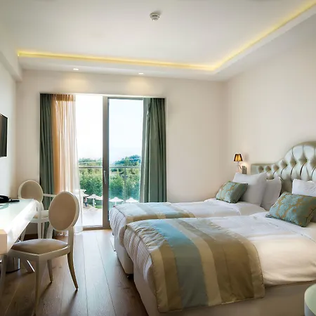 Calma & 4* Kastoria