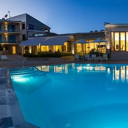 Hotel Calma & 4*