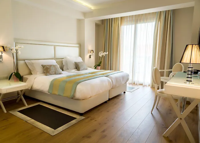 מלון Calma & קסטוריה