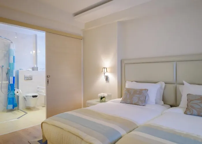 מלון Calma & קסטוריה