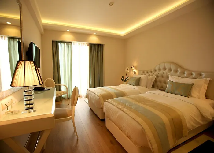 卡尔马spa及酒店 4* 卡斯托里亚